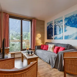 chamonix-sud-balme-407.hotels-rhonealpes.com/