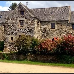 L'apotheis Saint-Thegonnec Loc-Eguiner